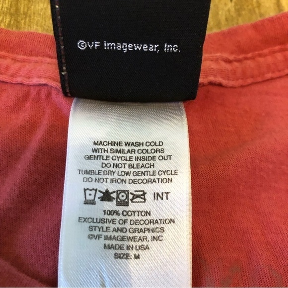 Harley Davidson Honolulu Hawaii Flaming Skull Pink Tshirt Womens Size Medium - Picture 5 of 10